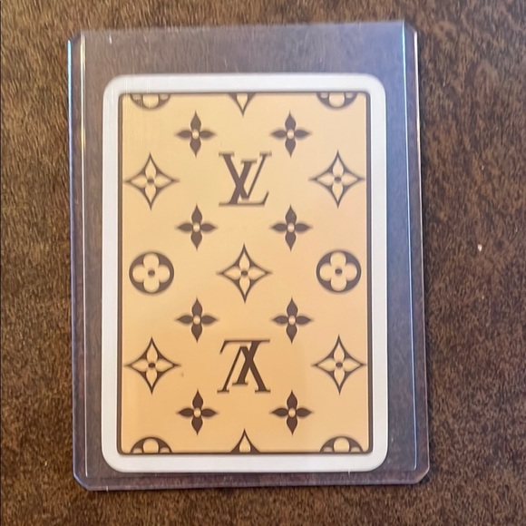 Louis Vuitton Monogrammed Playing Card 4 of Hearts ❤️‎ W/ Case - Picture 1 of 2